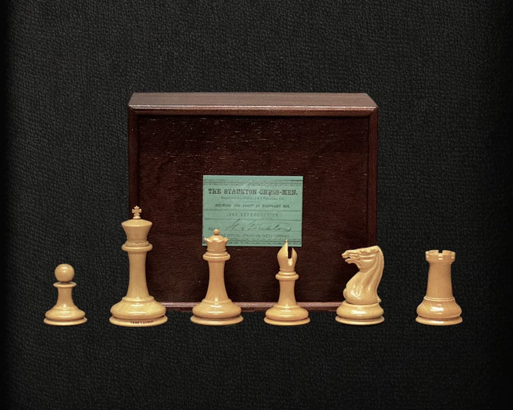 Exact replica of 1850 London chess set with 3.5 inch ebony chessmen and case.