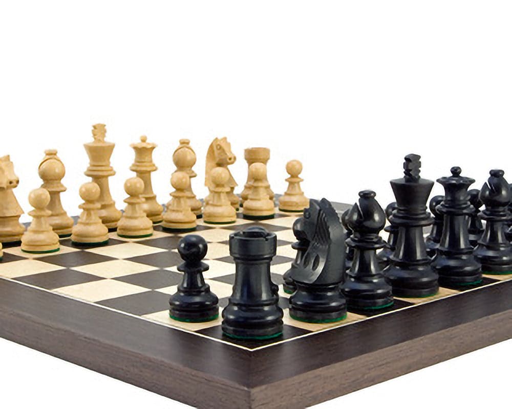 Down Head Classic Wenge Deluxe Chess Set with weighted Staunton pieces on a polished hardwood board.