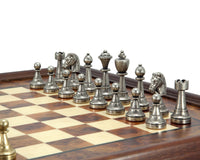 Finnesburg 傳統黃銅與石楠木國際象棋套裝