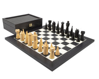裝飾藝術風格的黑色國際象棋套裝