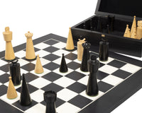 裝飾藝術風格的黑色國際象棋套裝