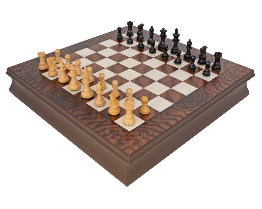 Kingsclere 烏木與胡桃木豪華國際象棋套裝