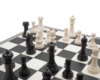 World Chess 錦標賽國際象棋套裝 - 學院版